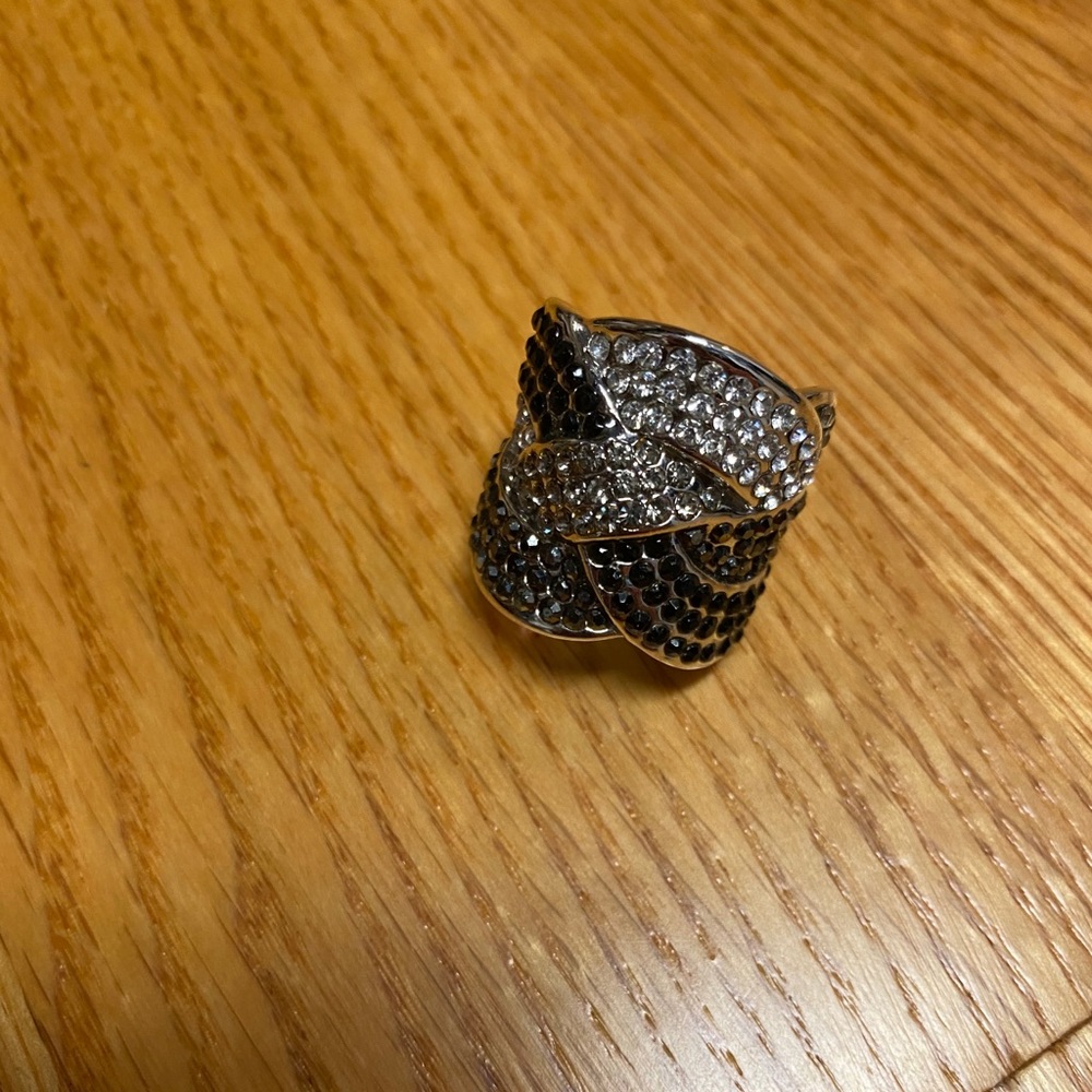 Lia Sophia Crossroads Retired Ring